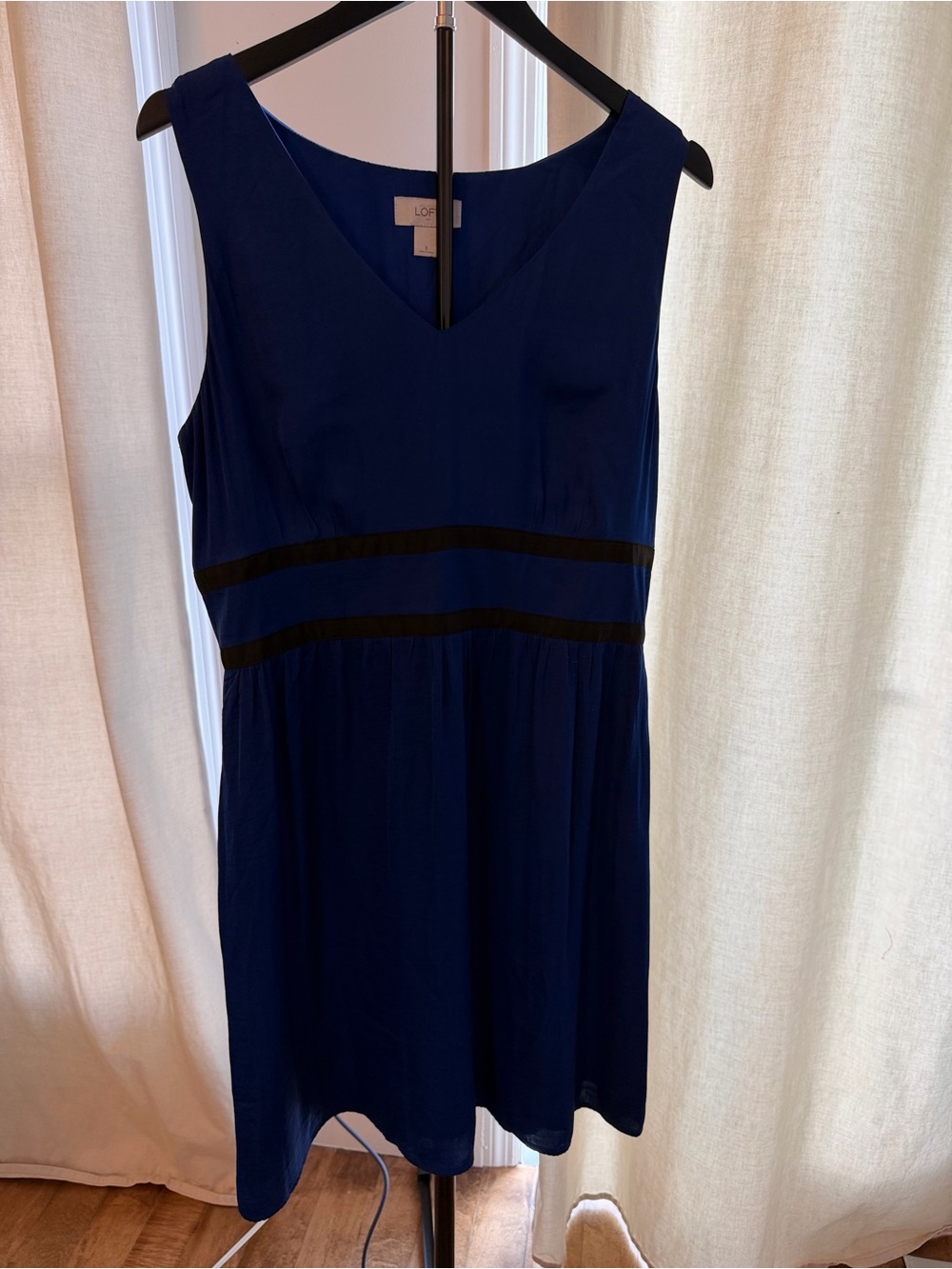 LOF Blue Sleeveless V-Neck Dress with Black Waist Bands